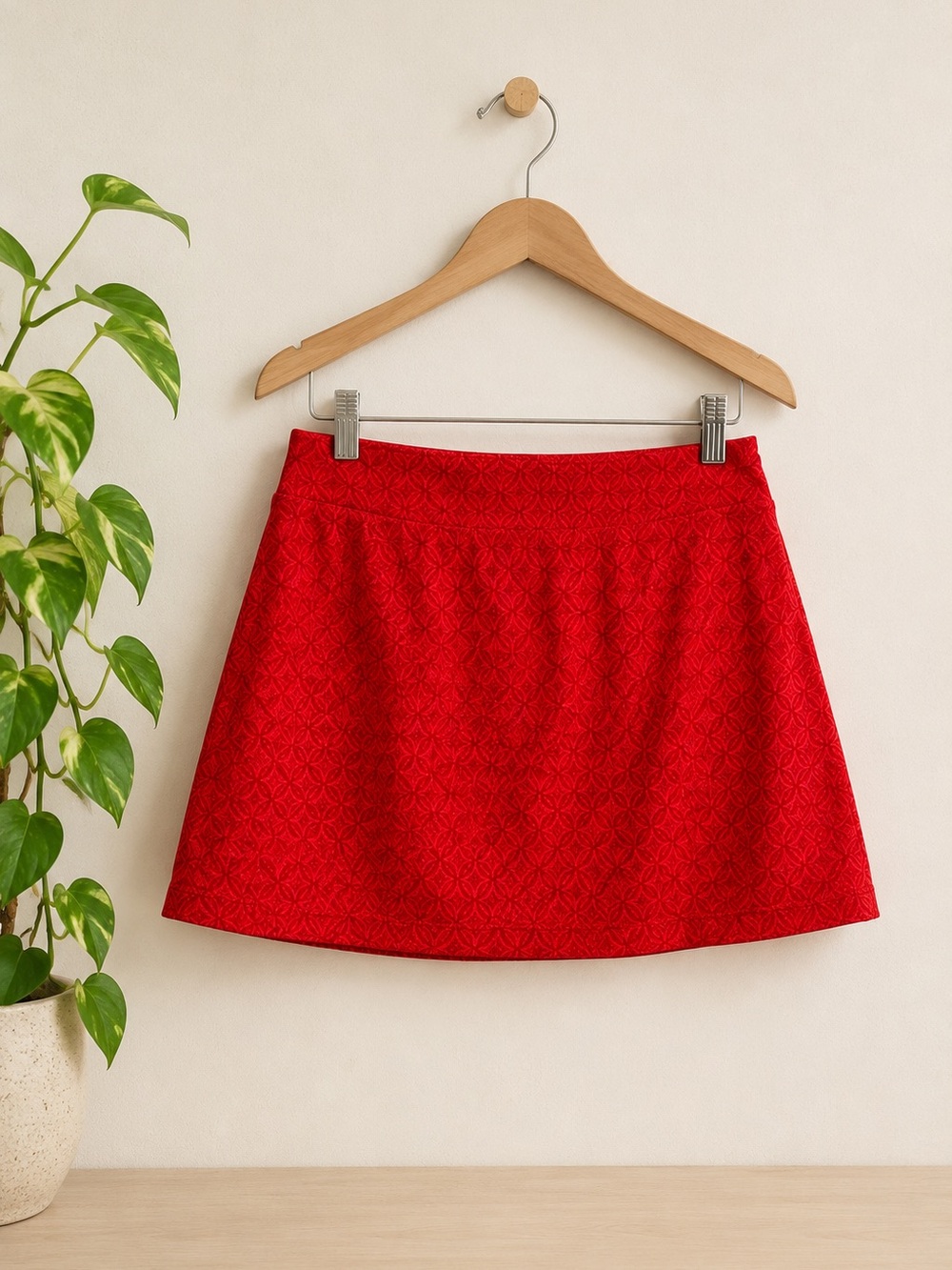 Seg’ments Bright Red Skort Women’s Sz S Stretch Athletic Tennis Mini Skirt Beach